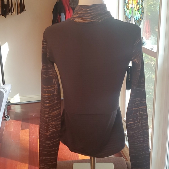 Nwt nike pro dri fit 1/2 zip small - Picture 3 of 5